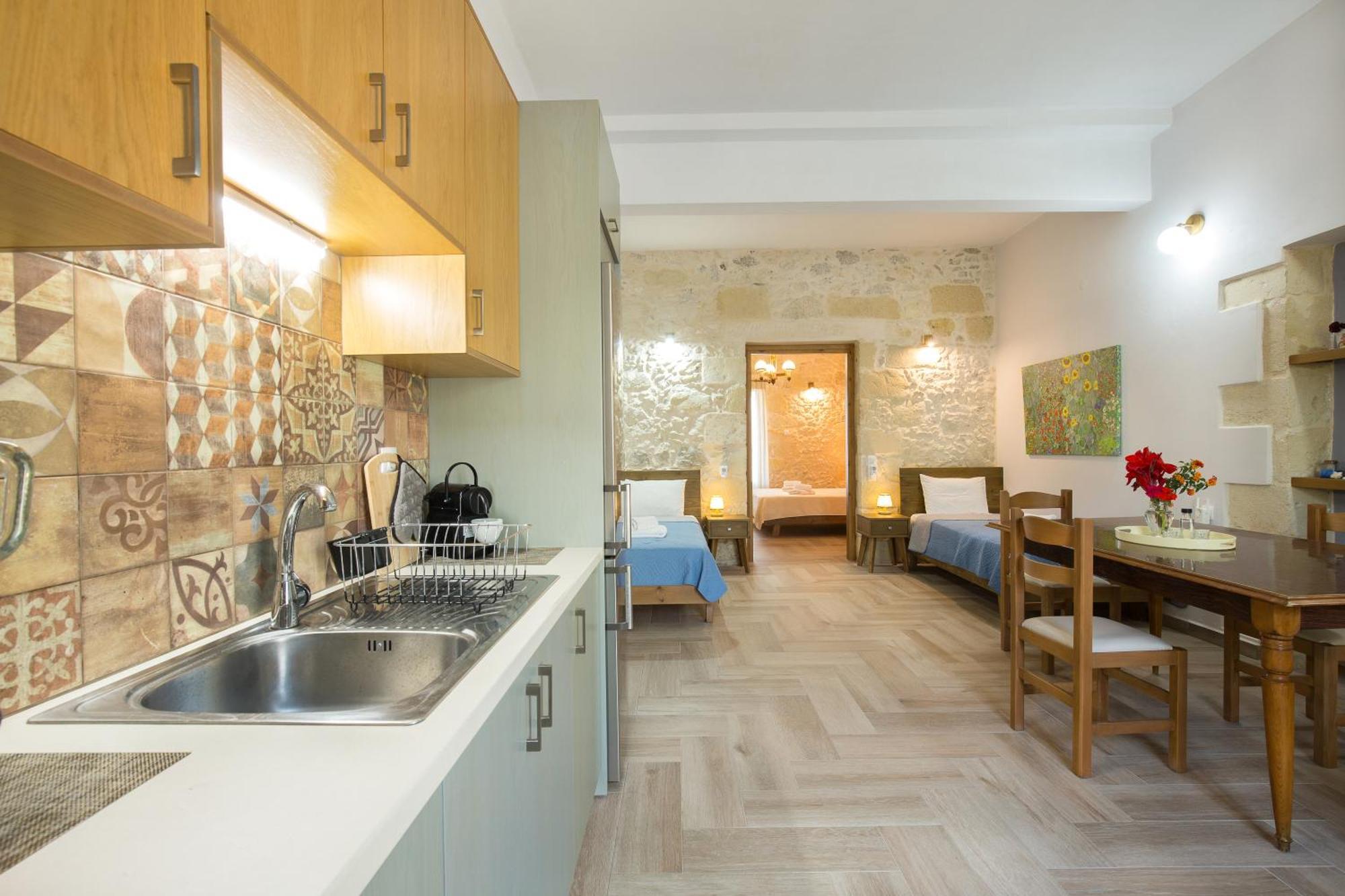 Eliana'S Stone House Apartment Benoudhiana Bagian luar foto