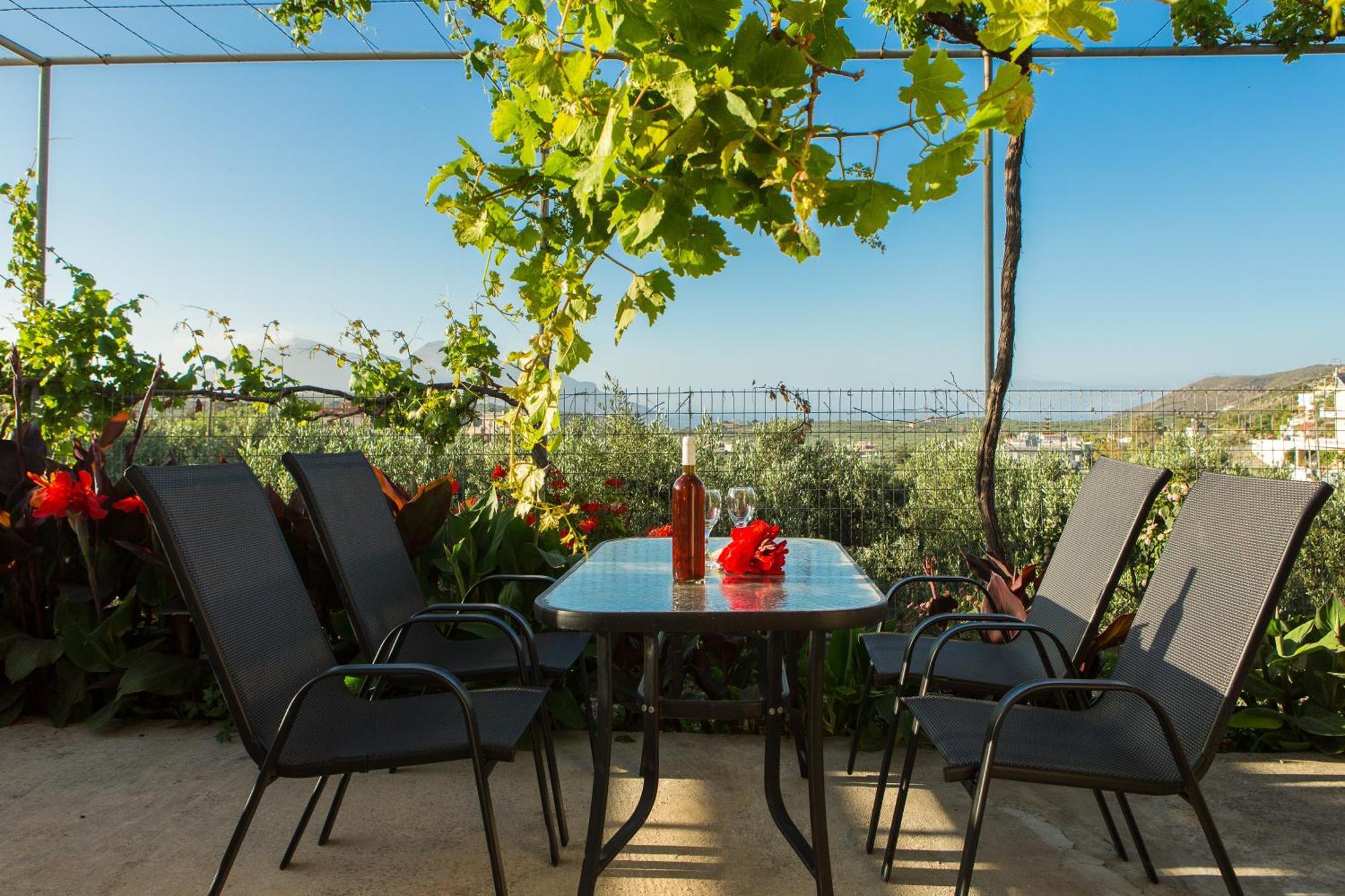 Eliana'S Stone House Apartment Benoudhiana Bagian luar foto